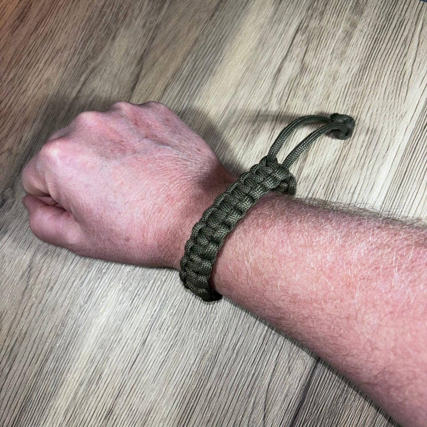 Mad Max Adjustable Paracord Bracelet (Army Green)