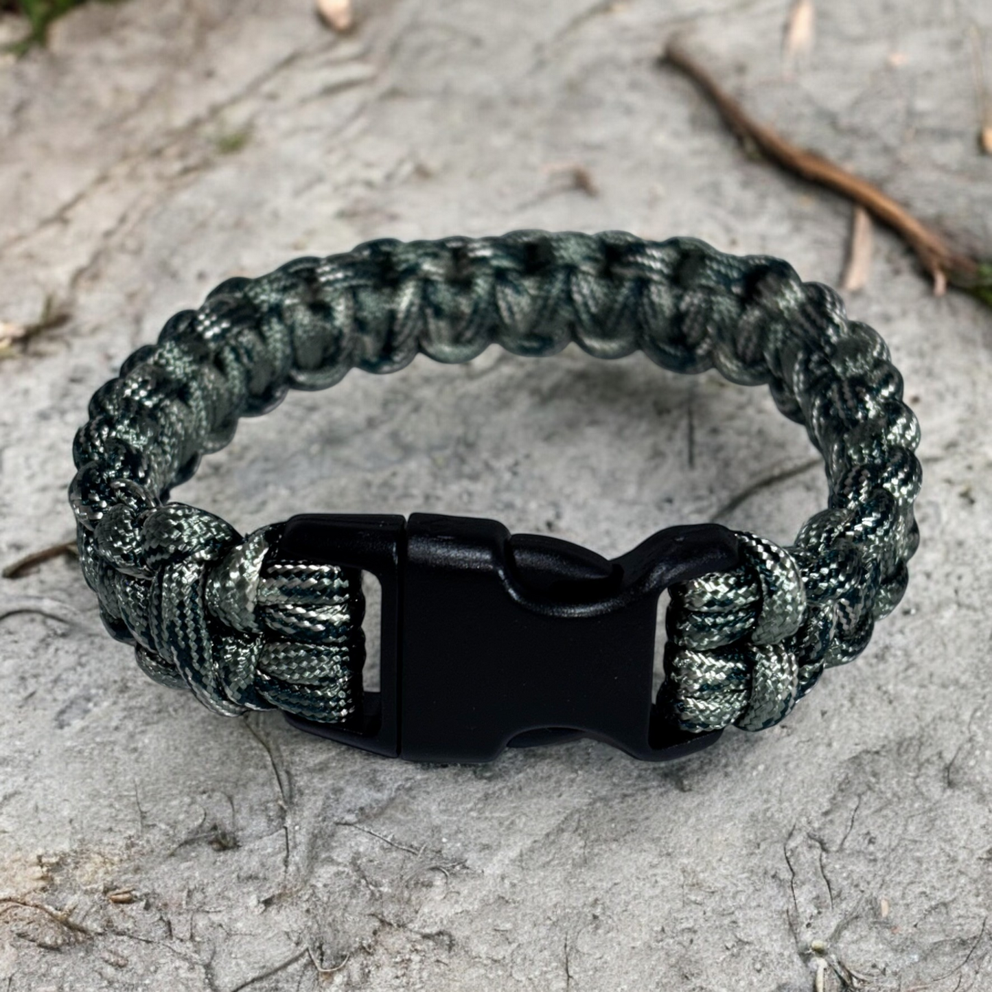 Bracelet de Survie en Paracorde (Forêt Camo)
