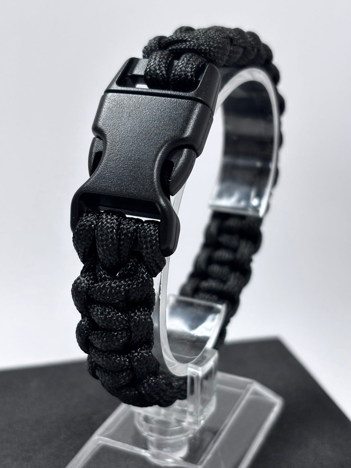 Bracelet de survie en paracorde Cobra noir
