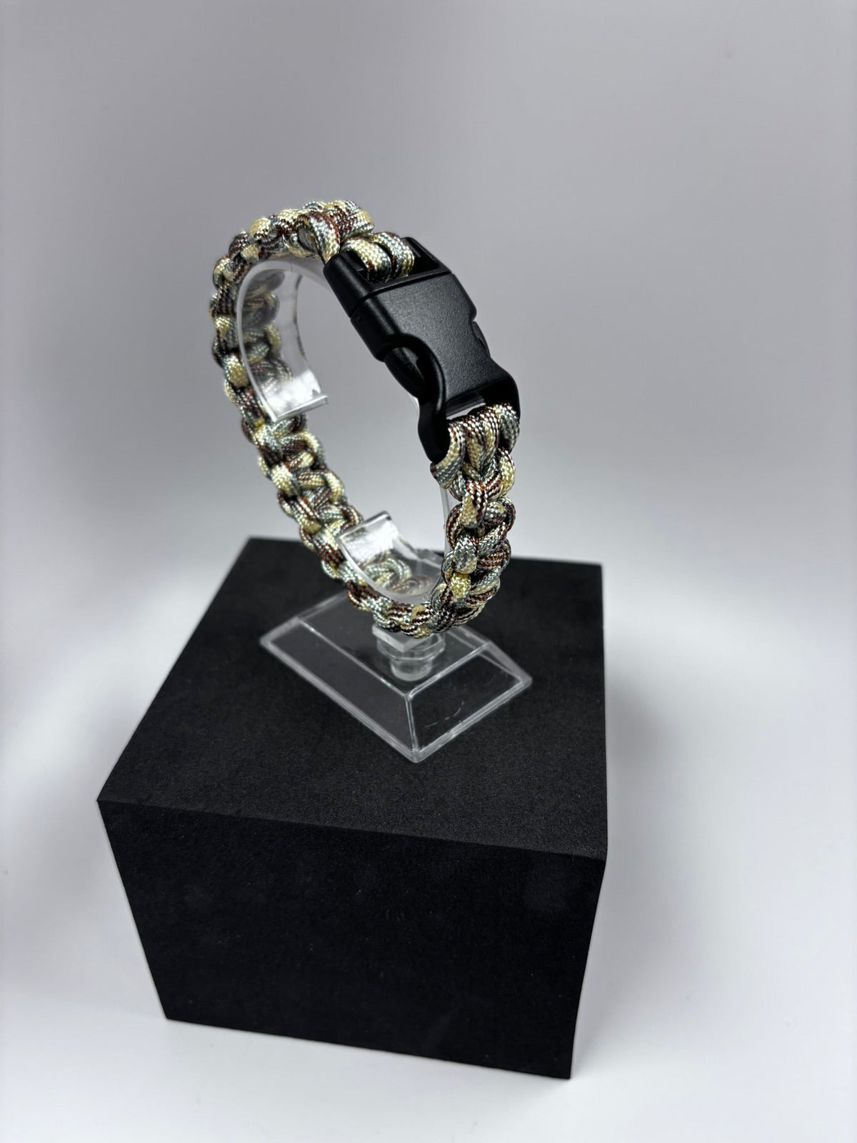 Bracelet de survie en paracorde Cobra camouflage sable