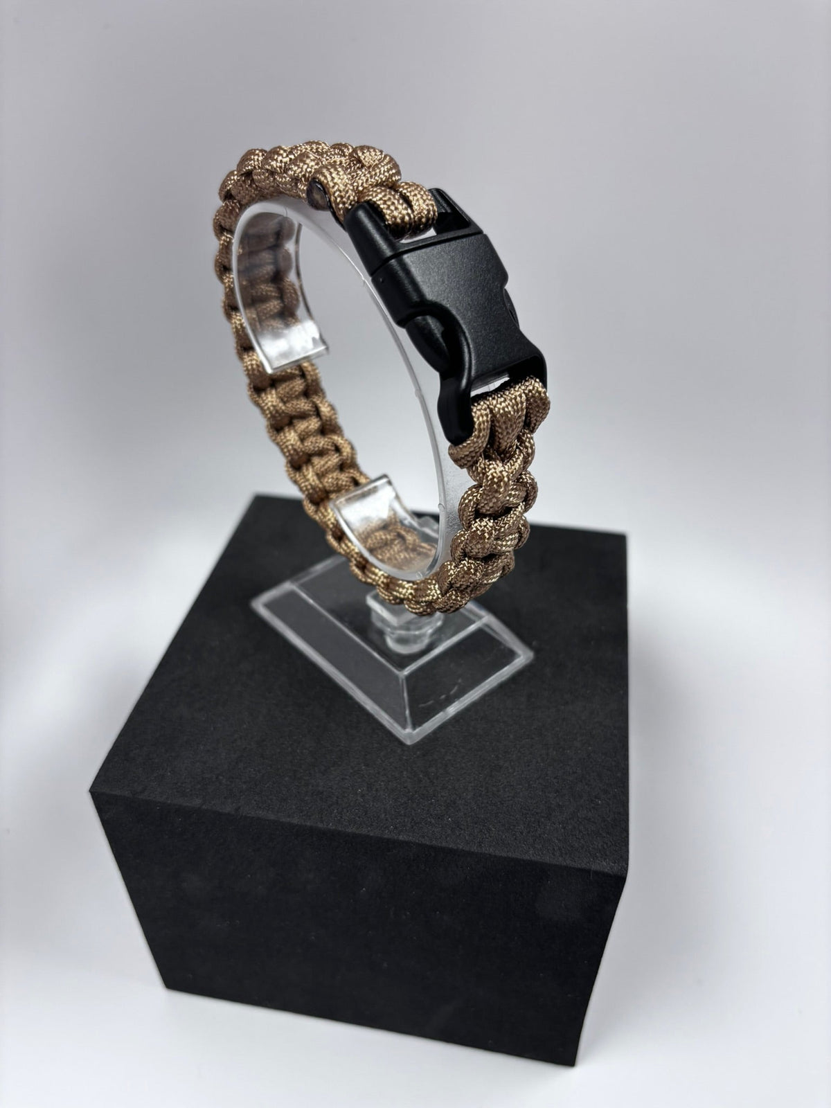 Bracelet de survie en paracorde Cobra sable