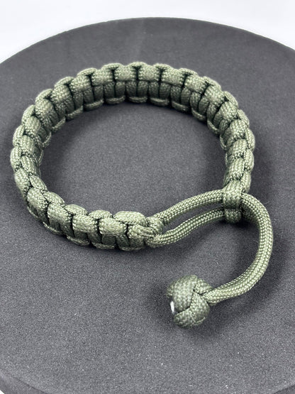 Bracelet en paracorde Mad Max (Vert armée)