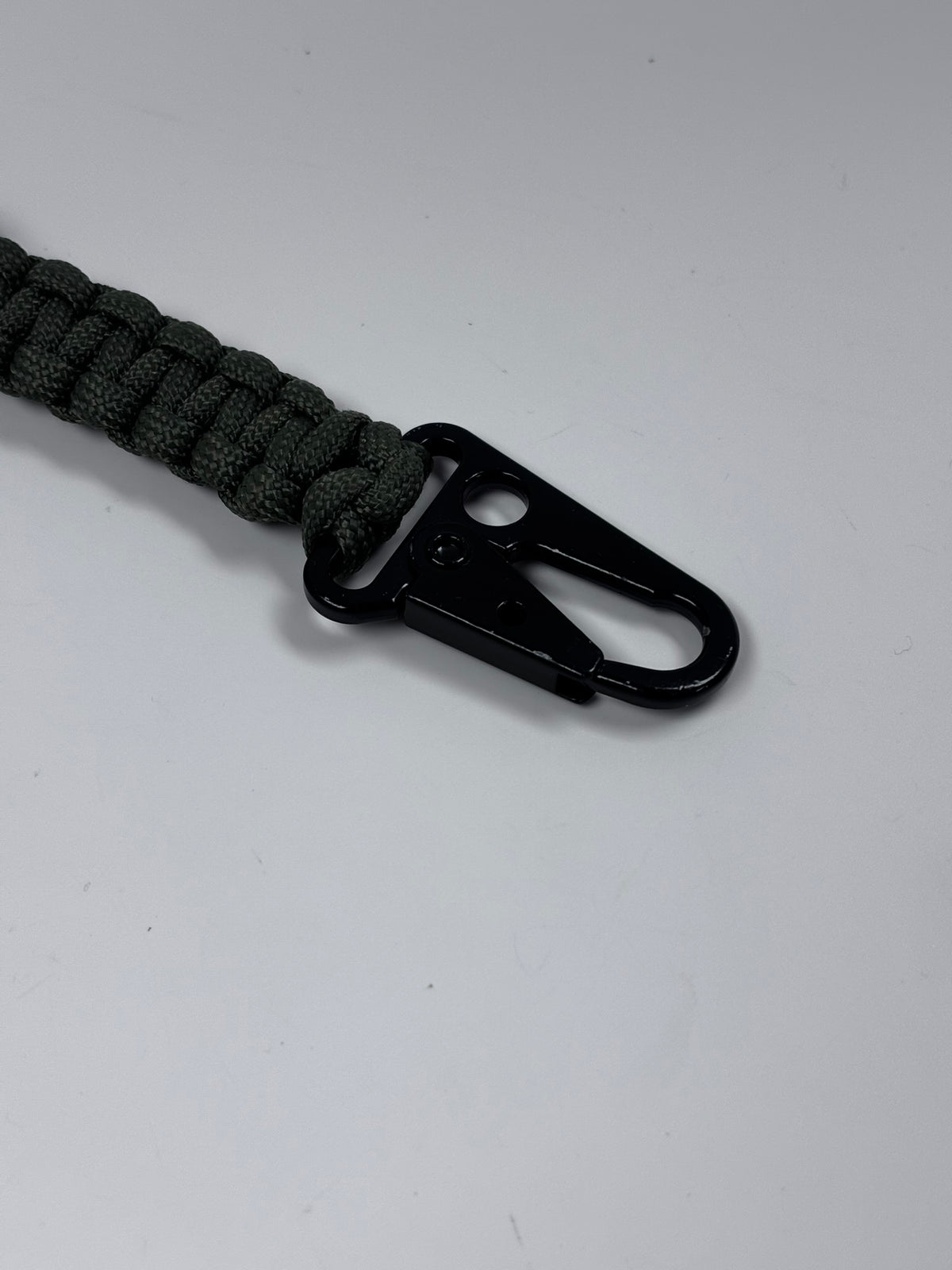 Porte-clés de survie en paracorde avec allume-feu vert armée