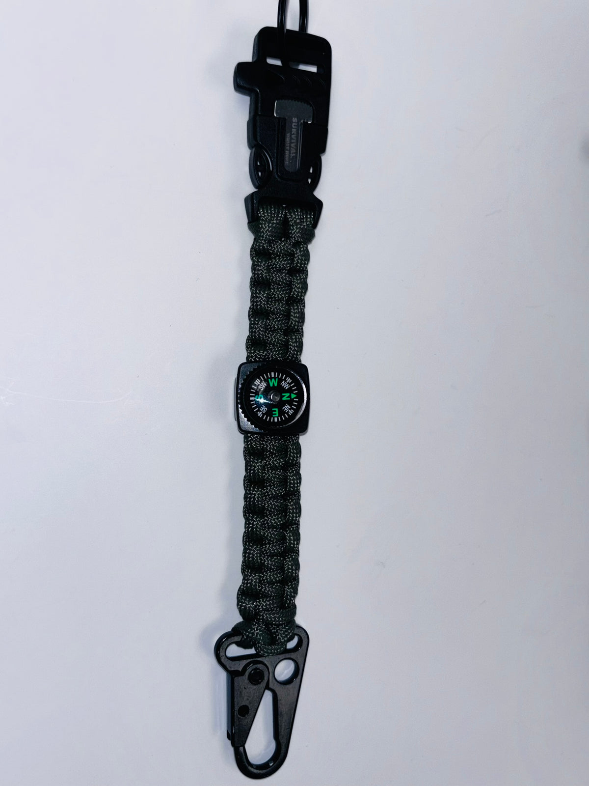Porte-clés de survie en paracorde avec allume-feu vert armée