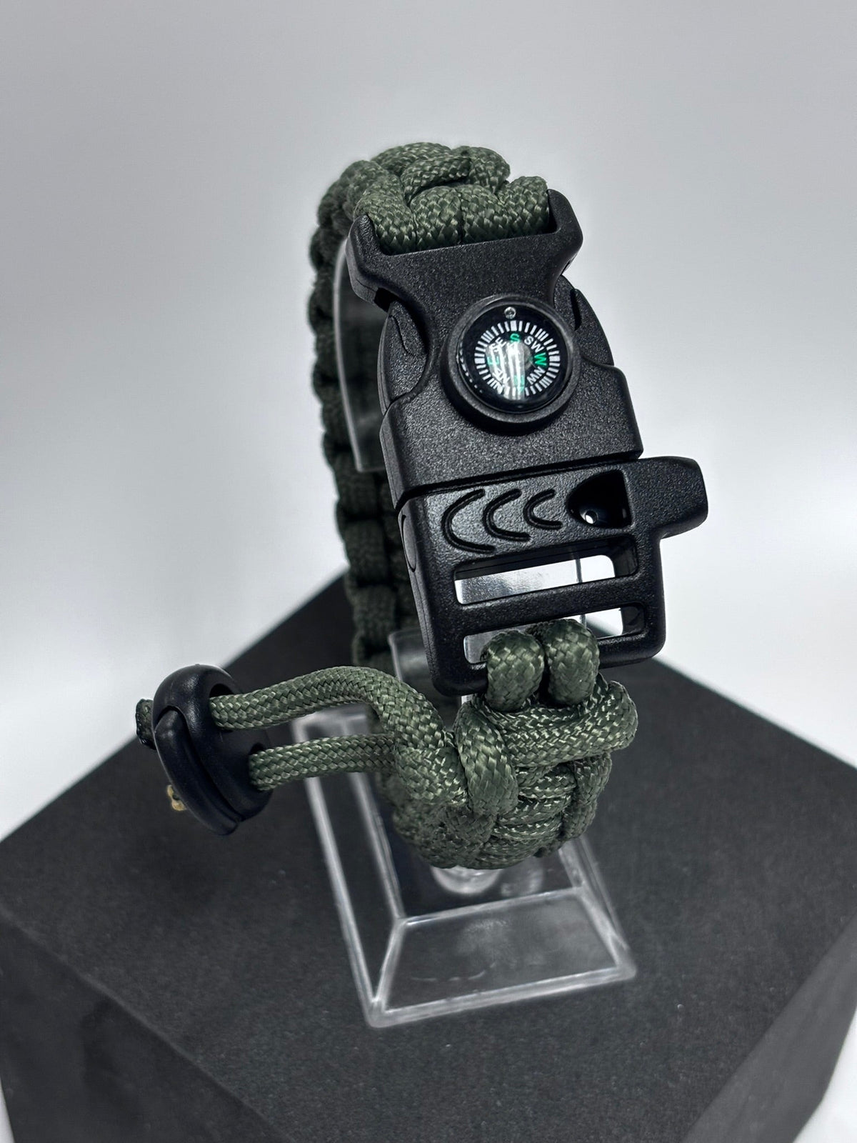 Bracelet de survie 3 en 1 en paracorde vert armée