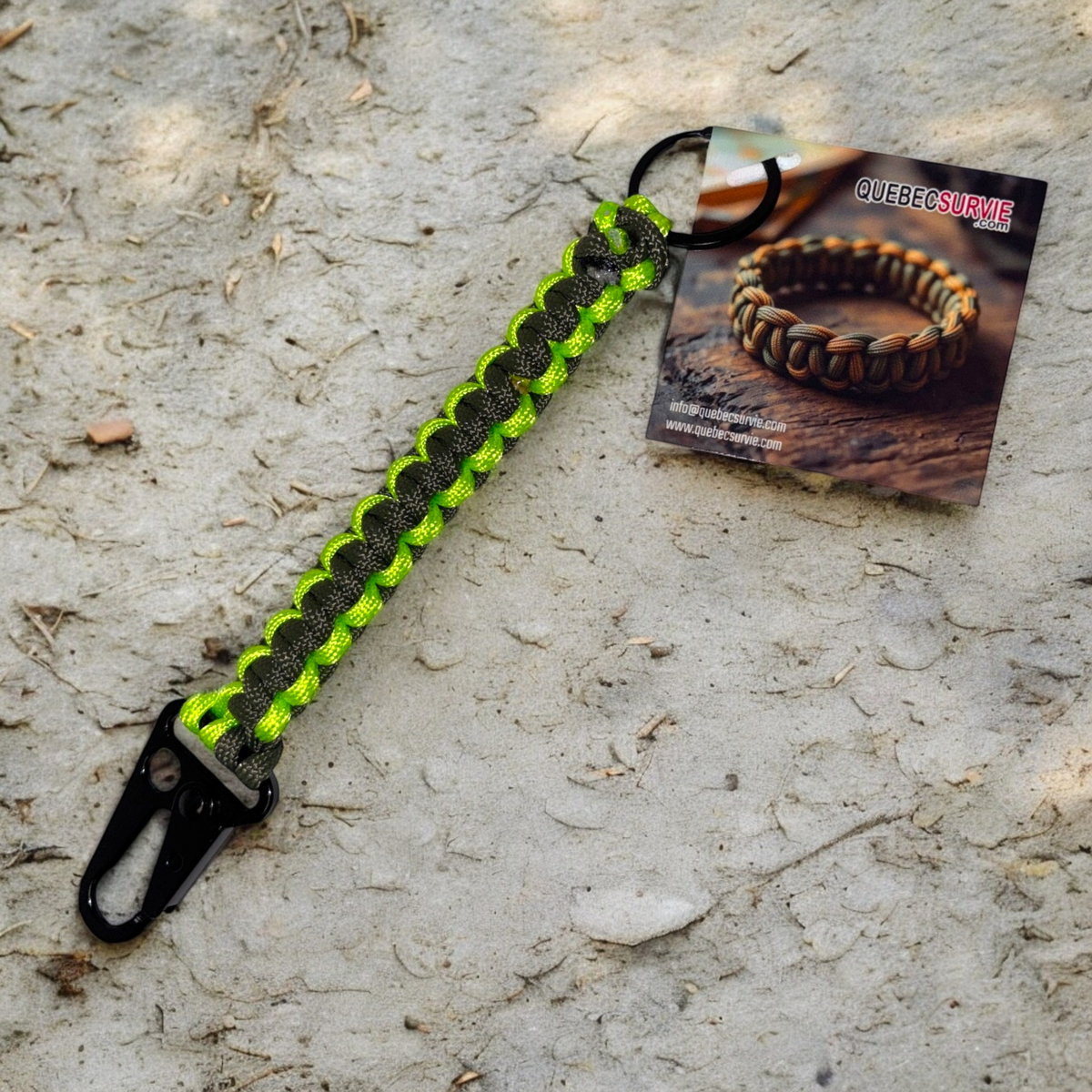 Paracord Keychain with Tactical Carabiner (Green+Fluo)
