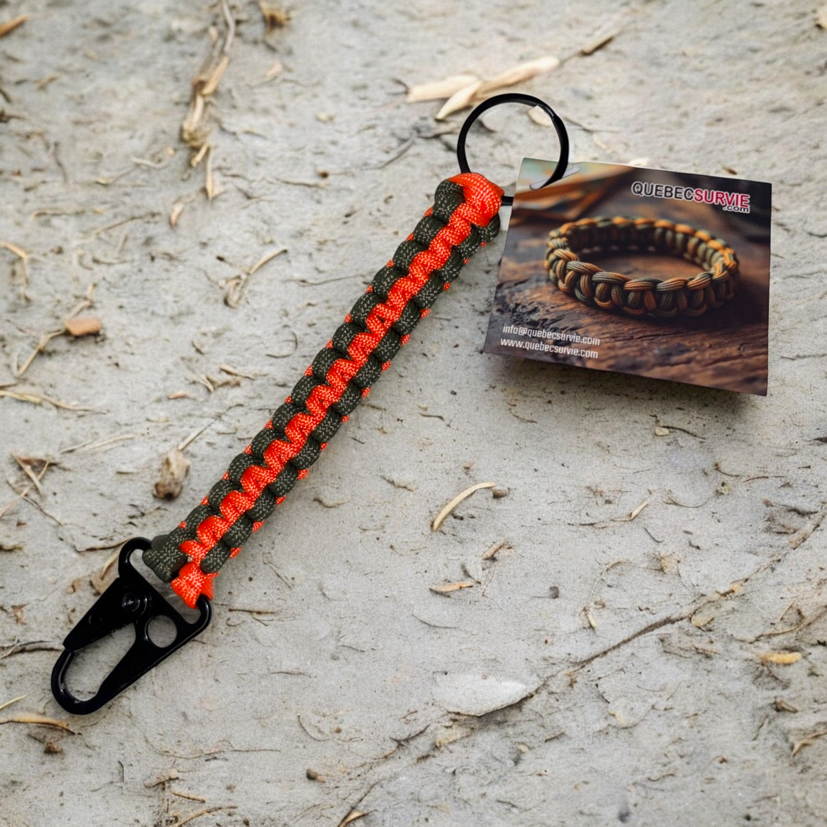 Paracord Keychain with Tactical Carabiner (Green+Orange)