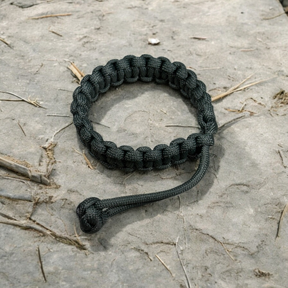 Adjustable Mad Max Paracord Bracelet (Military Green)